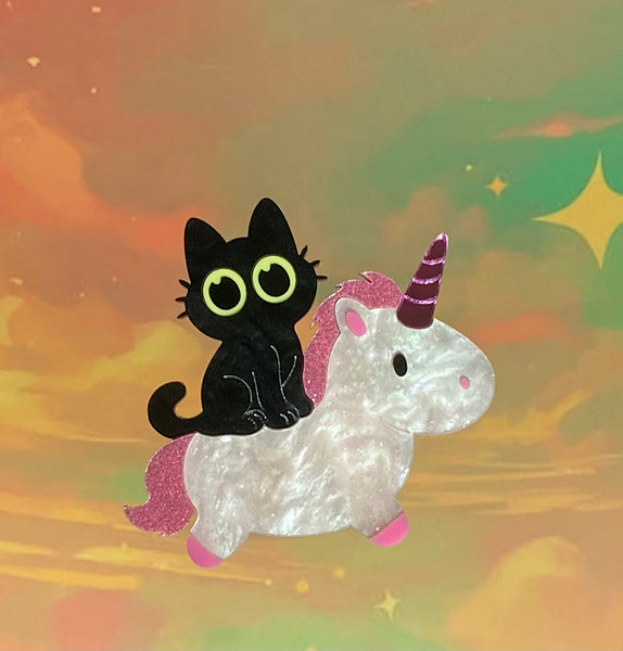 Peeper & The Unicorn Brooch