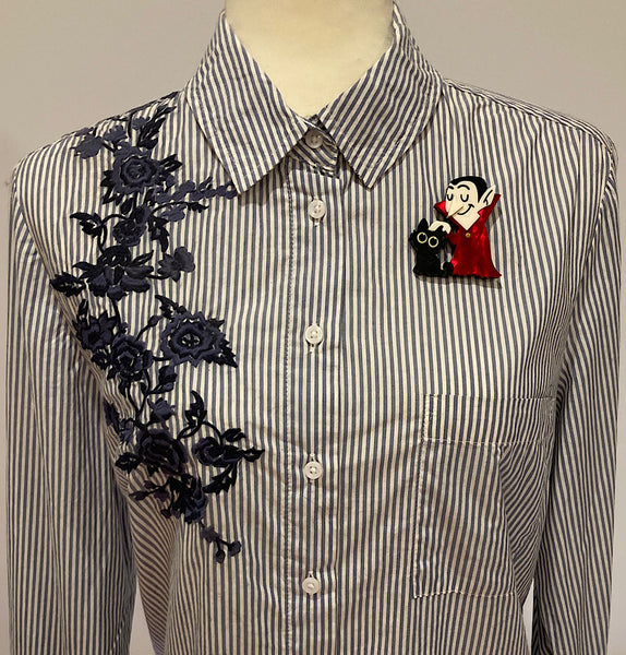 Drac & The Peeper Brooch