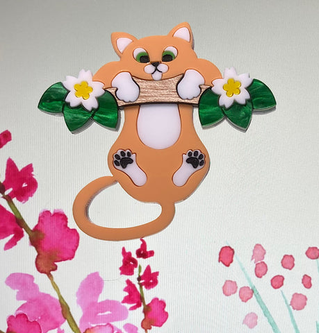 Hang in There! Brooch